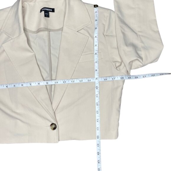 Express Women's Cream Cropped Oversized Long Sleeve Buttoned Blazer Size XS - Picture 6 of 8